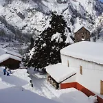 Blanca Senda Del Oso Apartamento